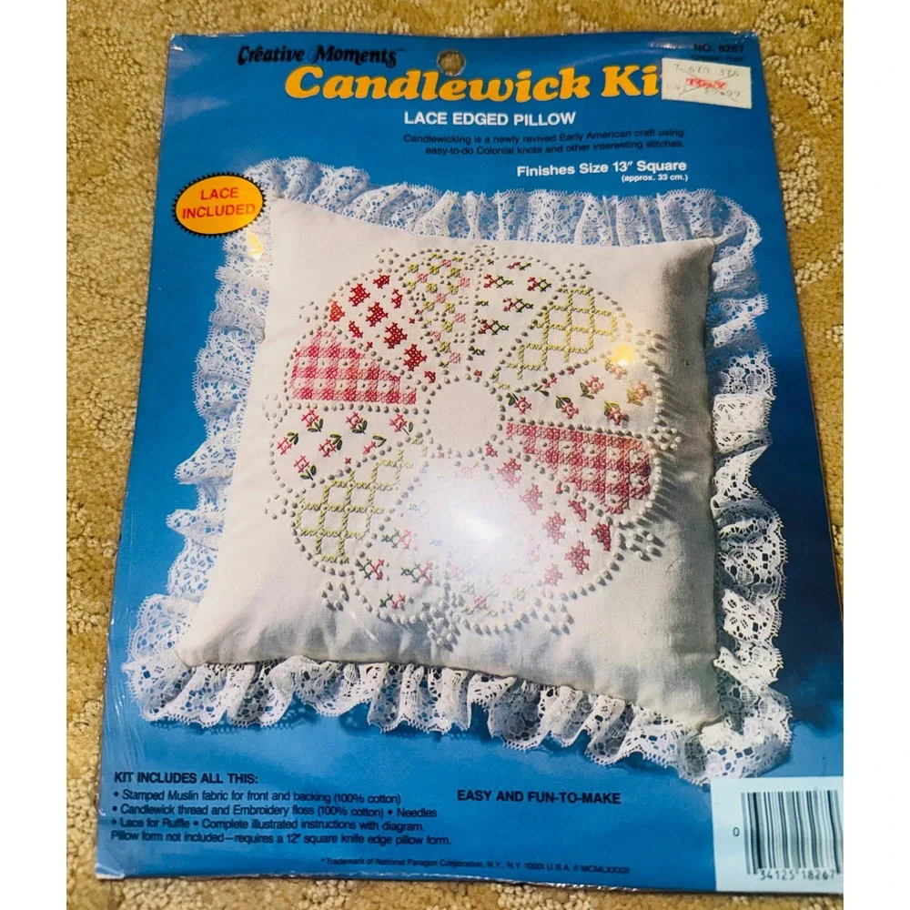 Creative Moments Candlewick Kit 8267 Dresden Lace Edged Pillow Vintage 1983